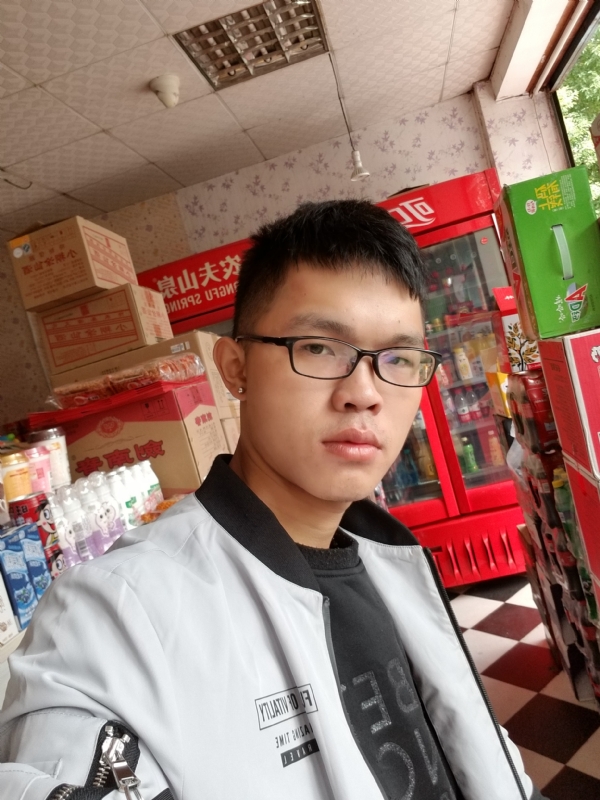 柒年的第一张照片--永泰征婚网