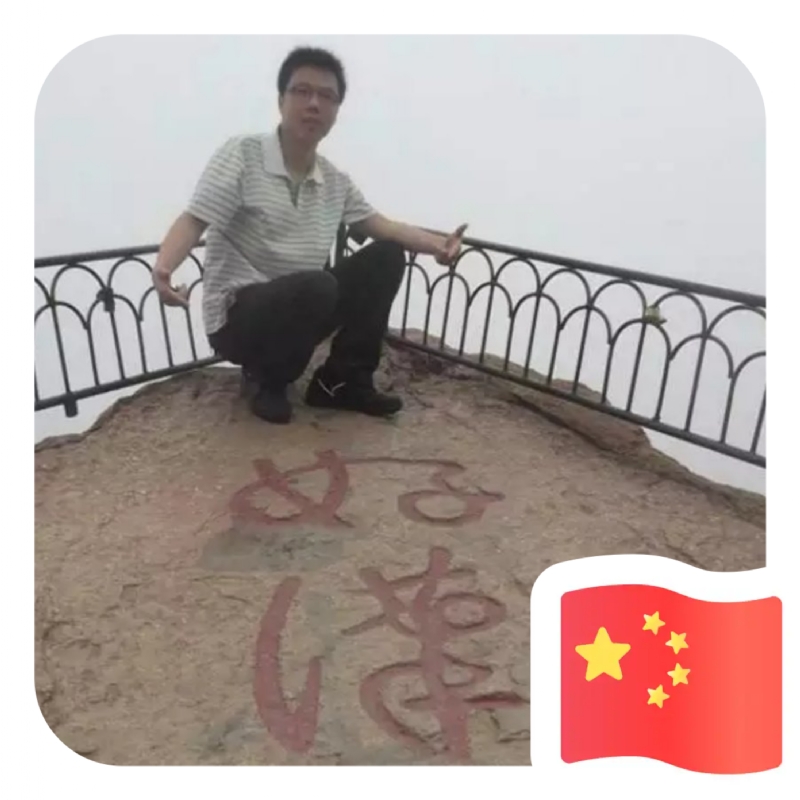 一只小虎牙的第一张照片--永泰征婚网