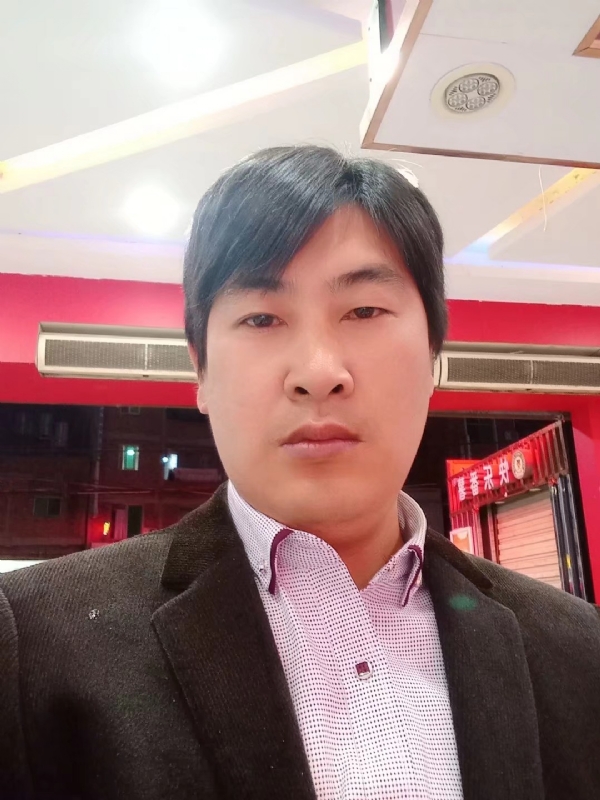 奔跑的第二张照片--永泰征婚网