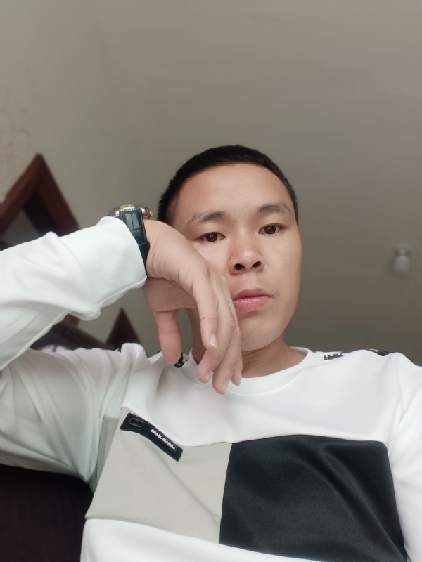 冷漠的第一张照片--永泰征婚网