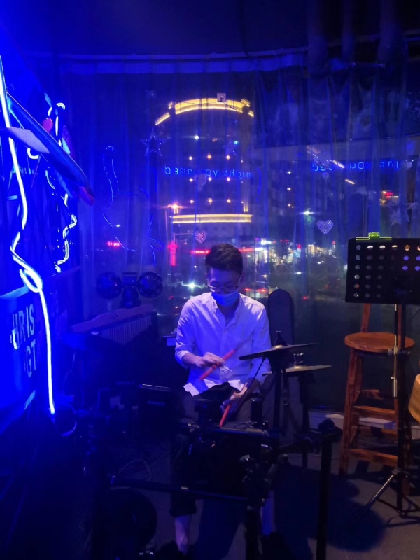 凤梨罐头的第一张照片--永泰征婚网