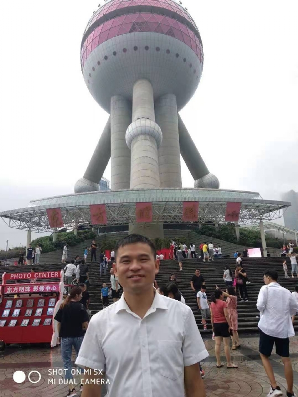 小猫吃老鼠的第一张照片--永泰征婚网