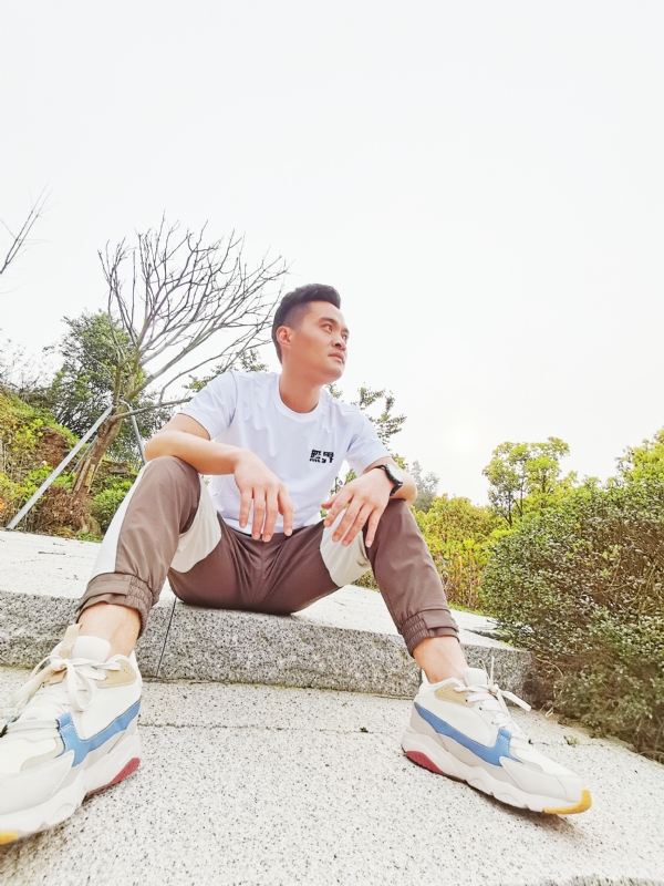 一个人，干净利落的第一张照片--永泰征婚网