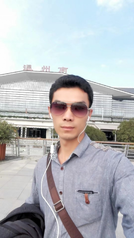 错把真心喂了狗的第三张照片--永泰征婚网