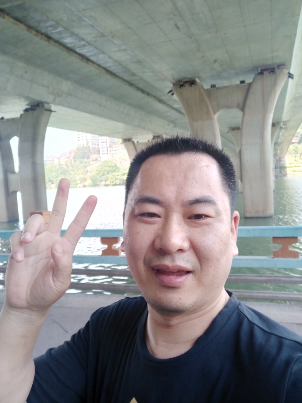 上人的第一张照片--永泰征婚网