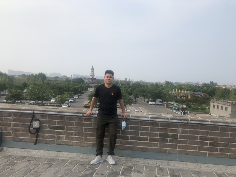 123.向左向右的第一张照片--永泰征婚网