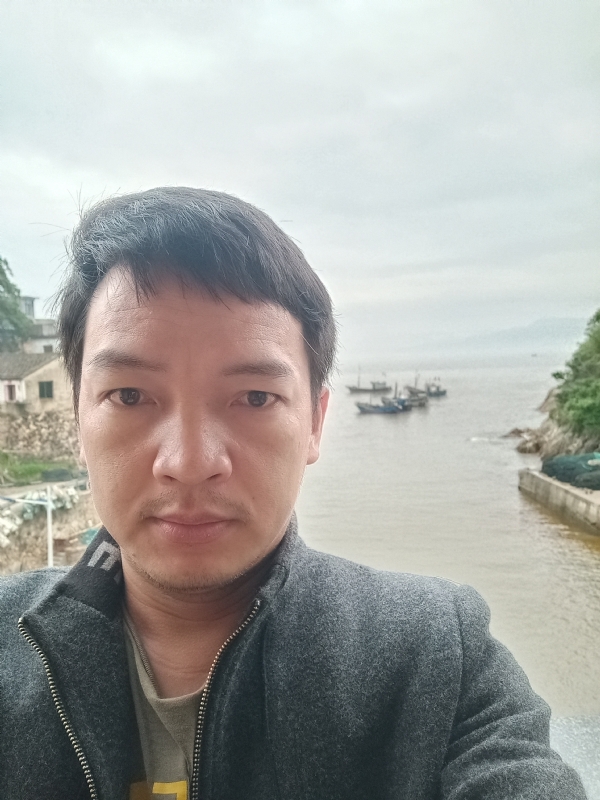 啊亮的第一张照片--永泰征婚网