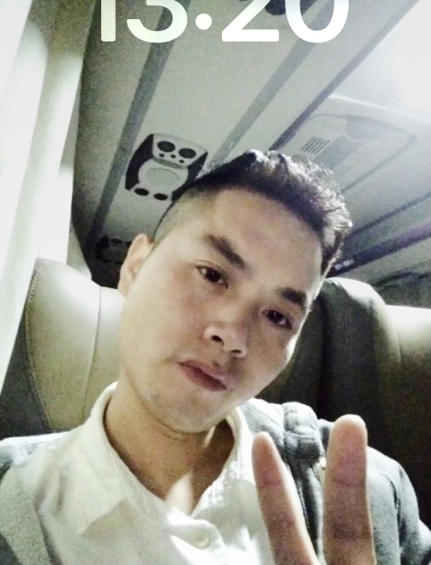 飞扬蓝天的第一张照片--永泰征婚网