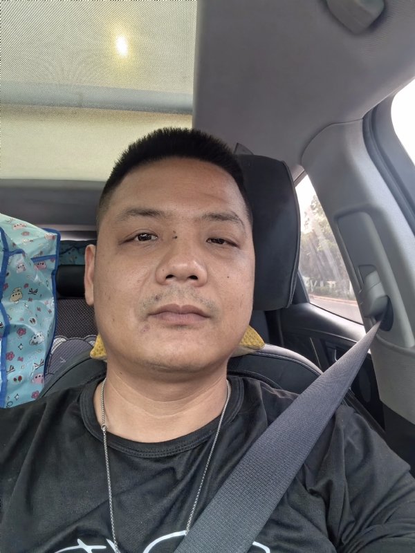 卖电池的大叔的第一张照片--永泰征婚网